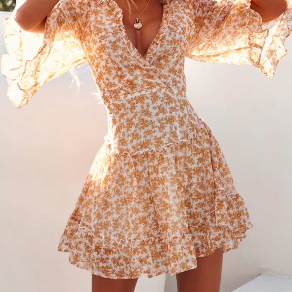 NWT Hello Molly Birds Fly High Mustard Dress Size 6